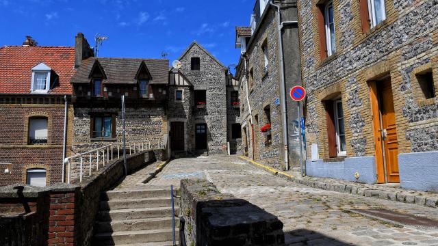 Maisons typiques de pêcheur, en grès et en silex, dans le quartier du Pollet à Dieppe