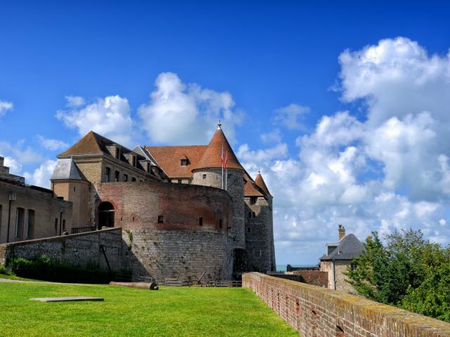 Château de Dieppe vue de la terrasse gazonnée